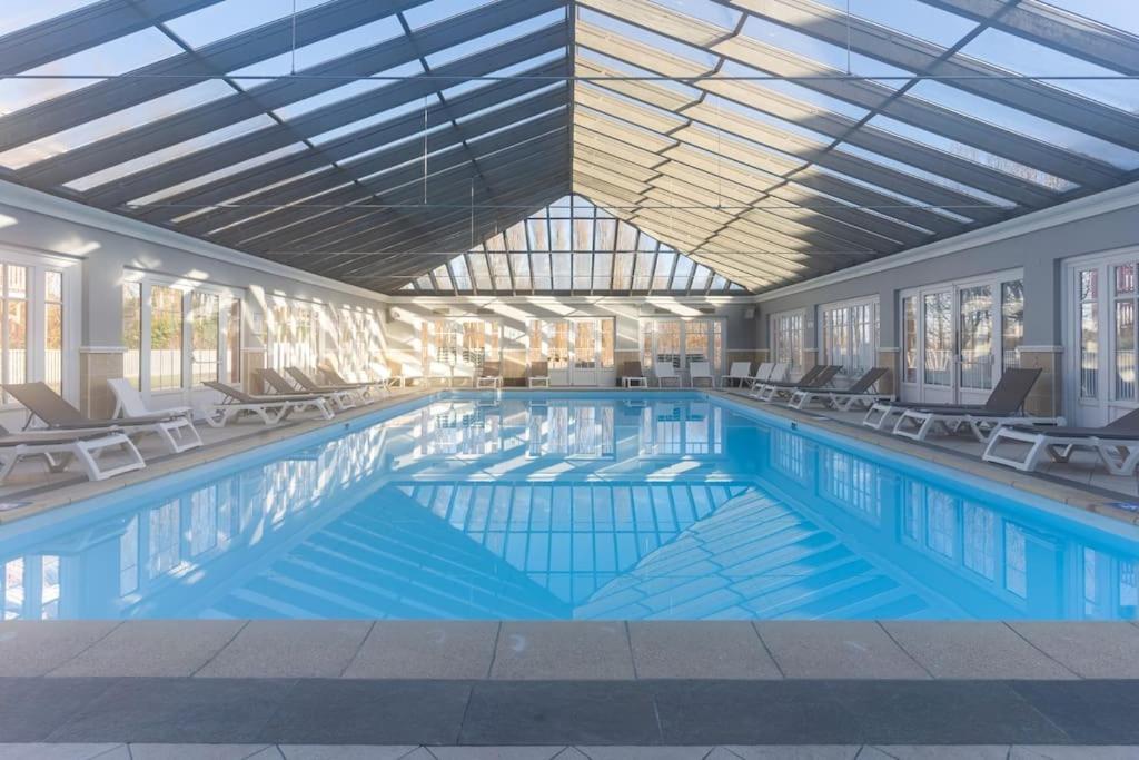 Beautiful Flat With Swimming Pool Tennis Court And Private Car Parking 09 Le Touquet 외부 사진