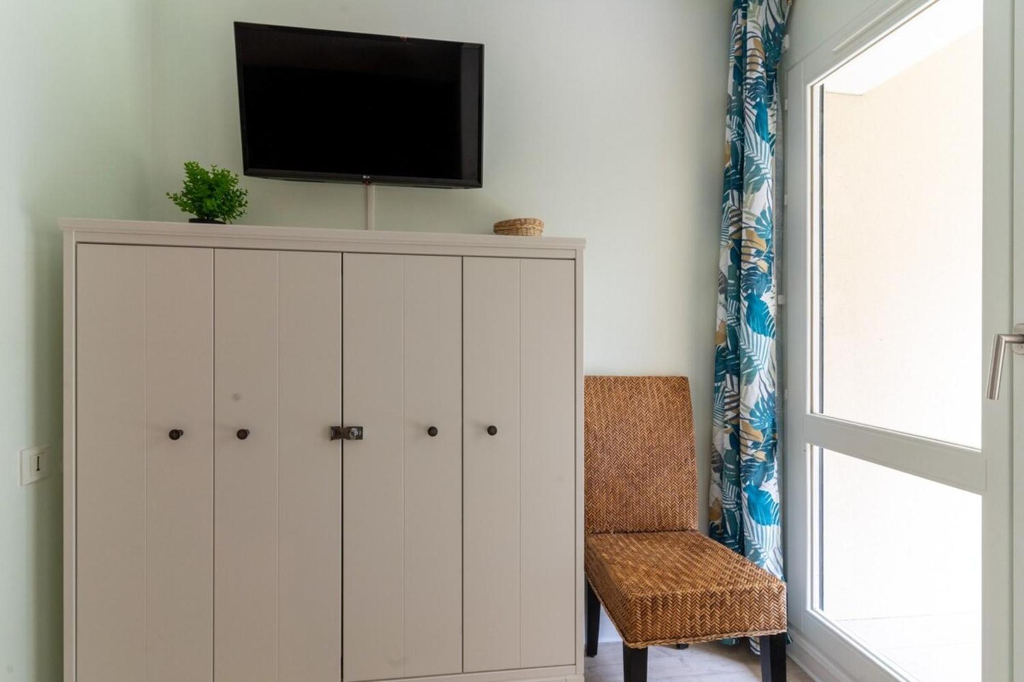Beautiful Flat With Swimming Pool Tennis Court And Private Car Parking 09 Le Touquet 외부 사진